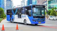 02-Bus-TransJakarta-1293195775-Akhmad-Dody-Firmansyah_Shutterstock.com_-1024x683